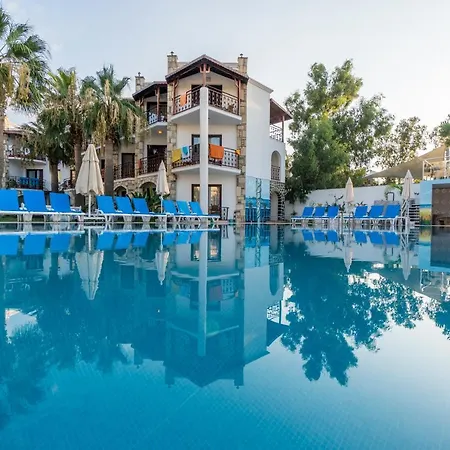 מלון Ayaz Aqua 5*